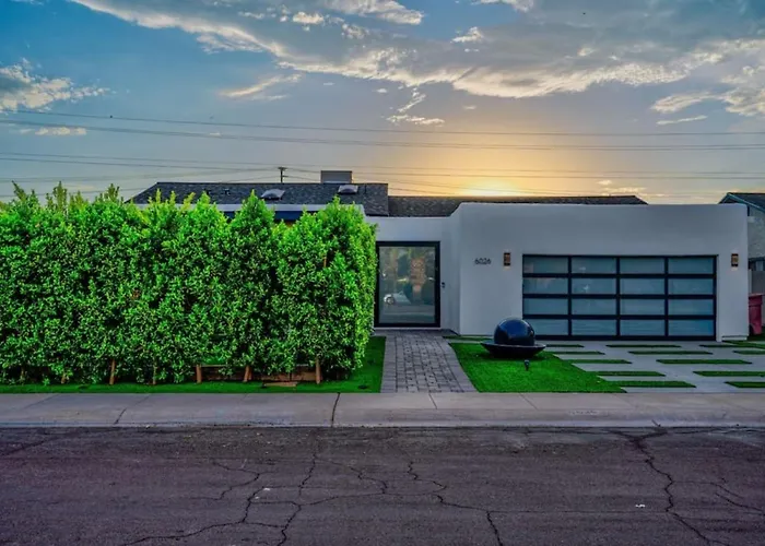 Luxury 5mins To Old Town W Pool Fire Pit And Bbq Villa Scottsdale