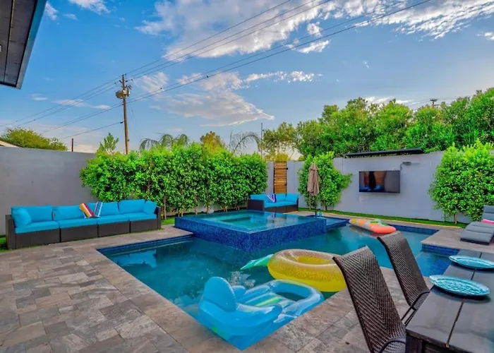 Luxury 5mins To Old Town W Pool Fire Pit And Bbq Scottsdale