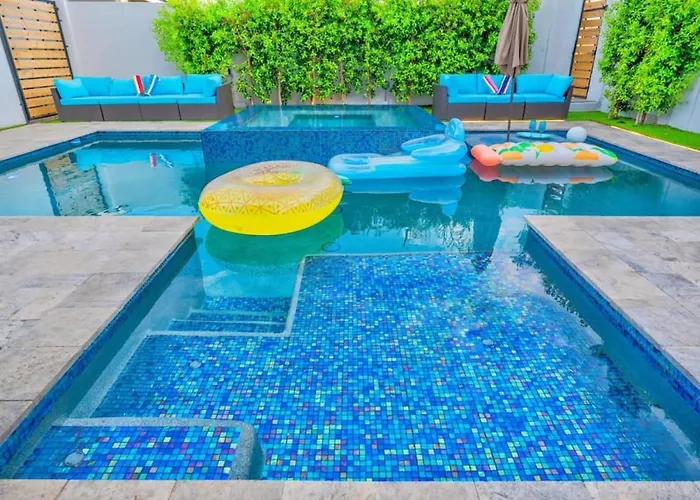 Luxury 5mins To Old Town W Pool Fire Pit And Bbq Villa *