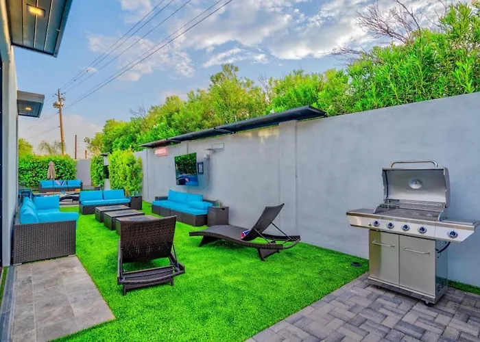 Luxury 5mins To Old Town W Pool Fire Pit And Bbq Villa Scottsdale